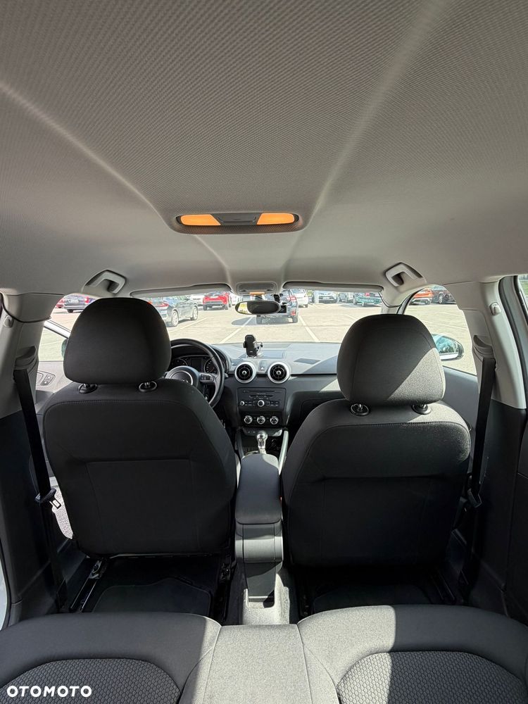 Audi A1 Sportback 1.6 TDI S tronic Ambition - 14