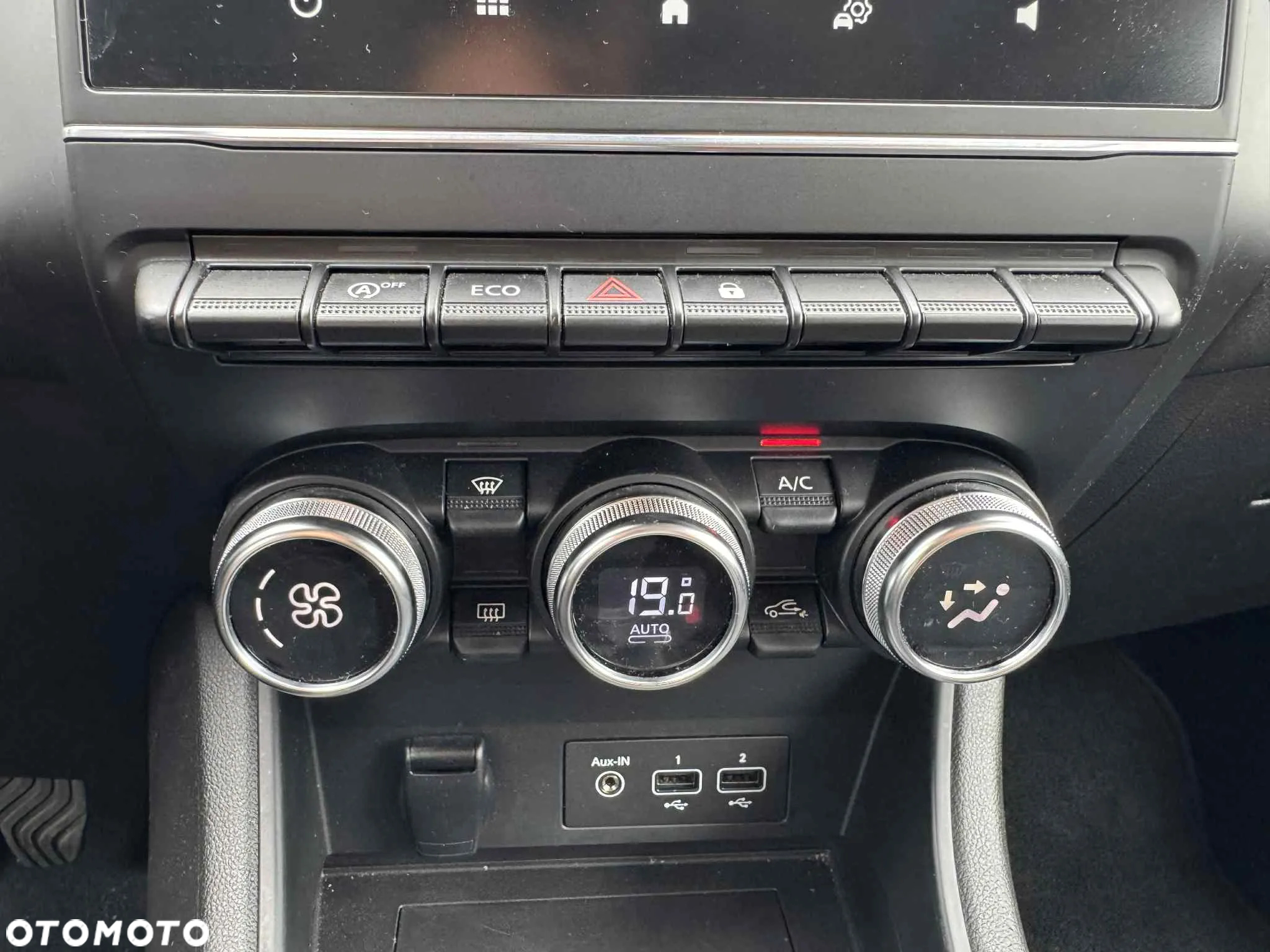 Renault Captur - 14