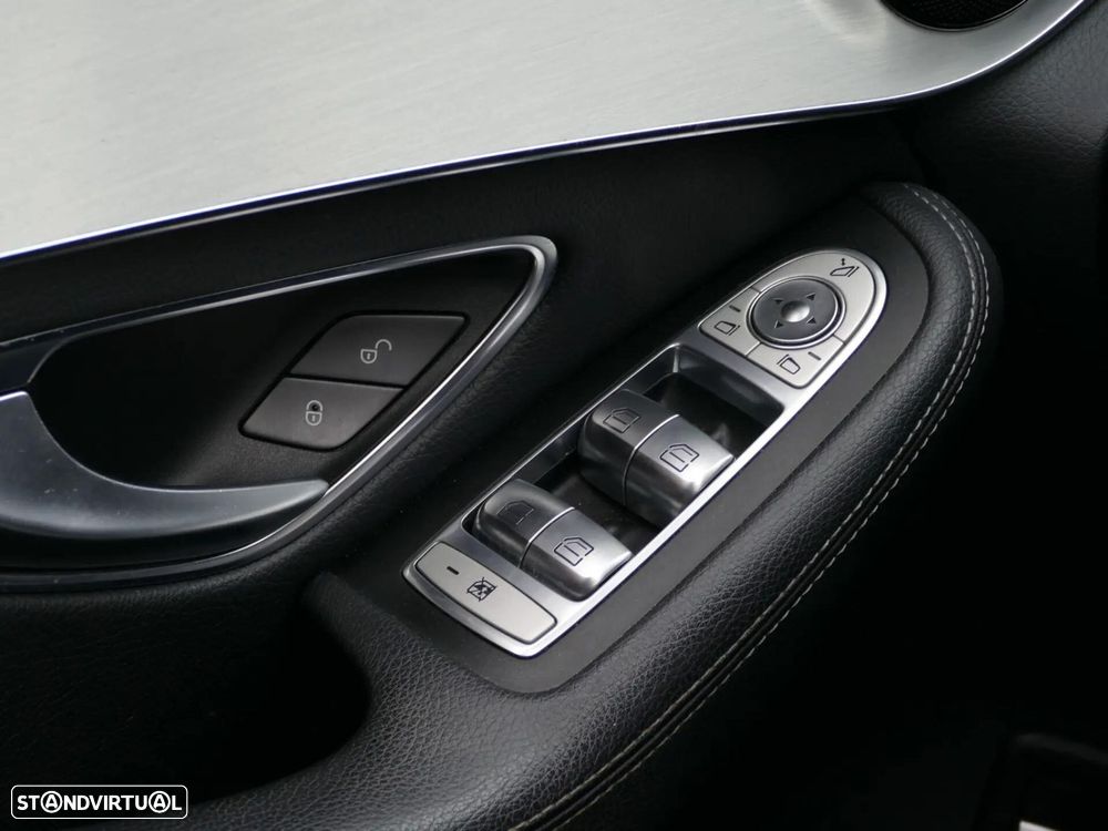 Mercedes-Benz GLC 220 d 4Matic 9G-TRONIC AMG Line - 40
