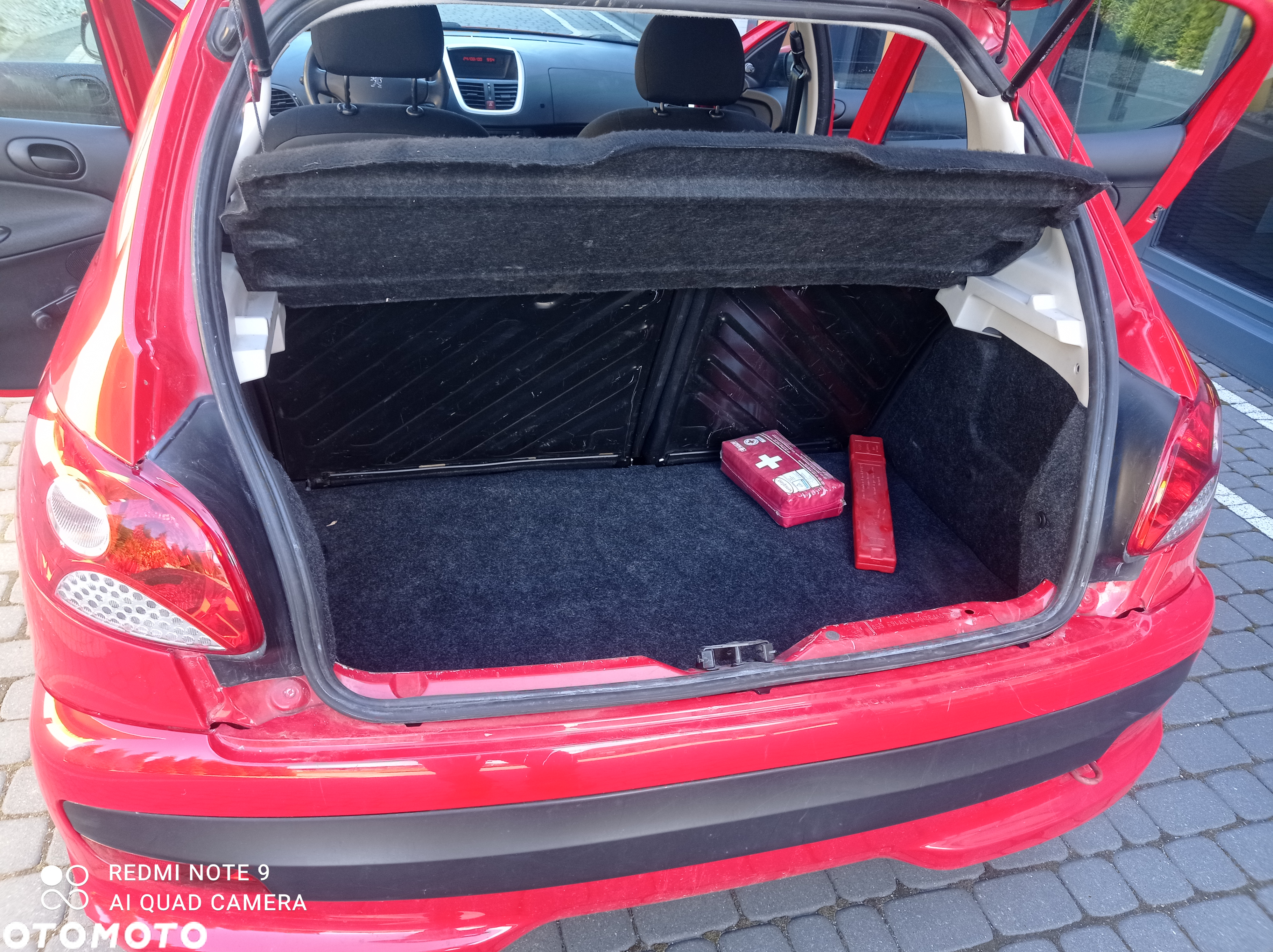 Peugeot 206 plus 206+ 1.1 Presence - 24