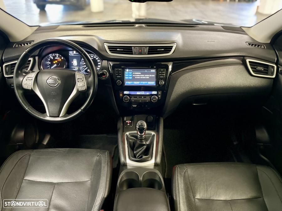 Nissan Qashqai 1.5 dCi Tekna Premium 17 360 - 29