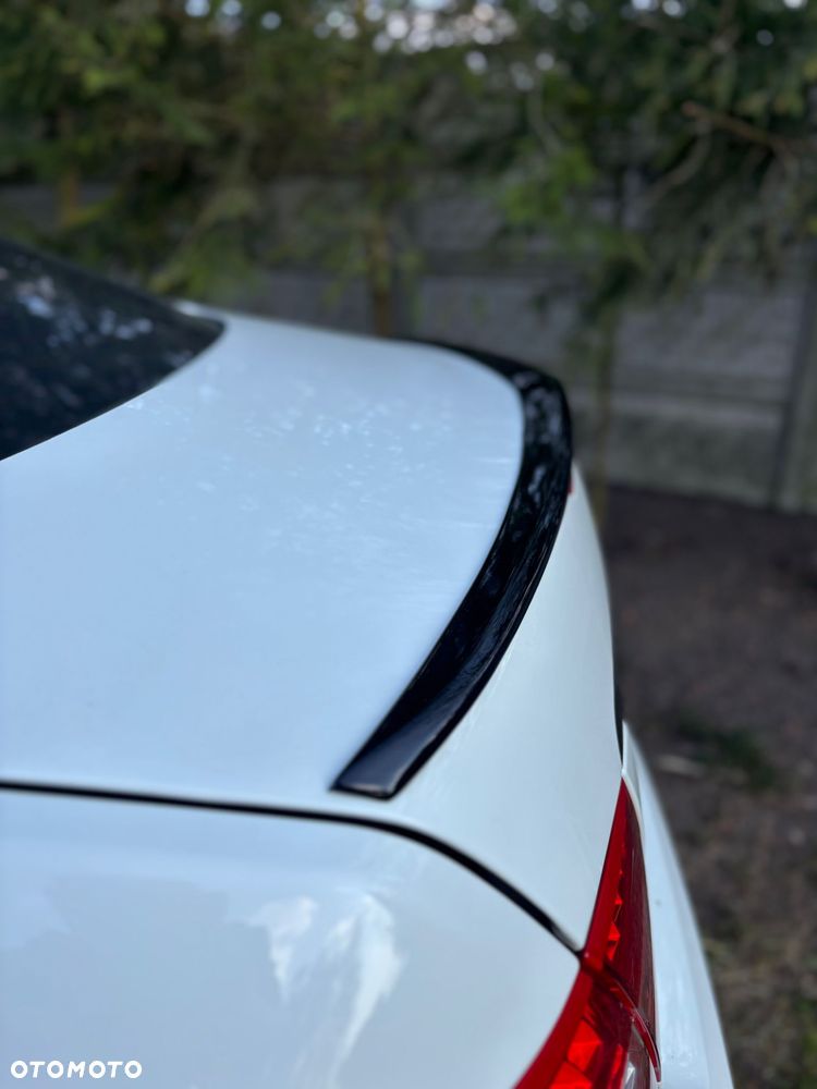 Mercedes-Benz Klasa E 250 CDI 7G-TRONIC - 13