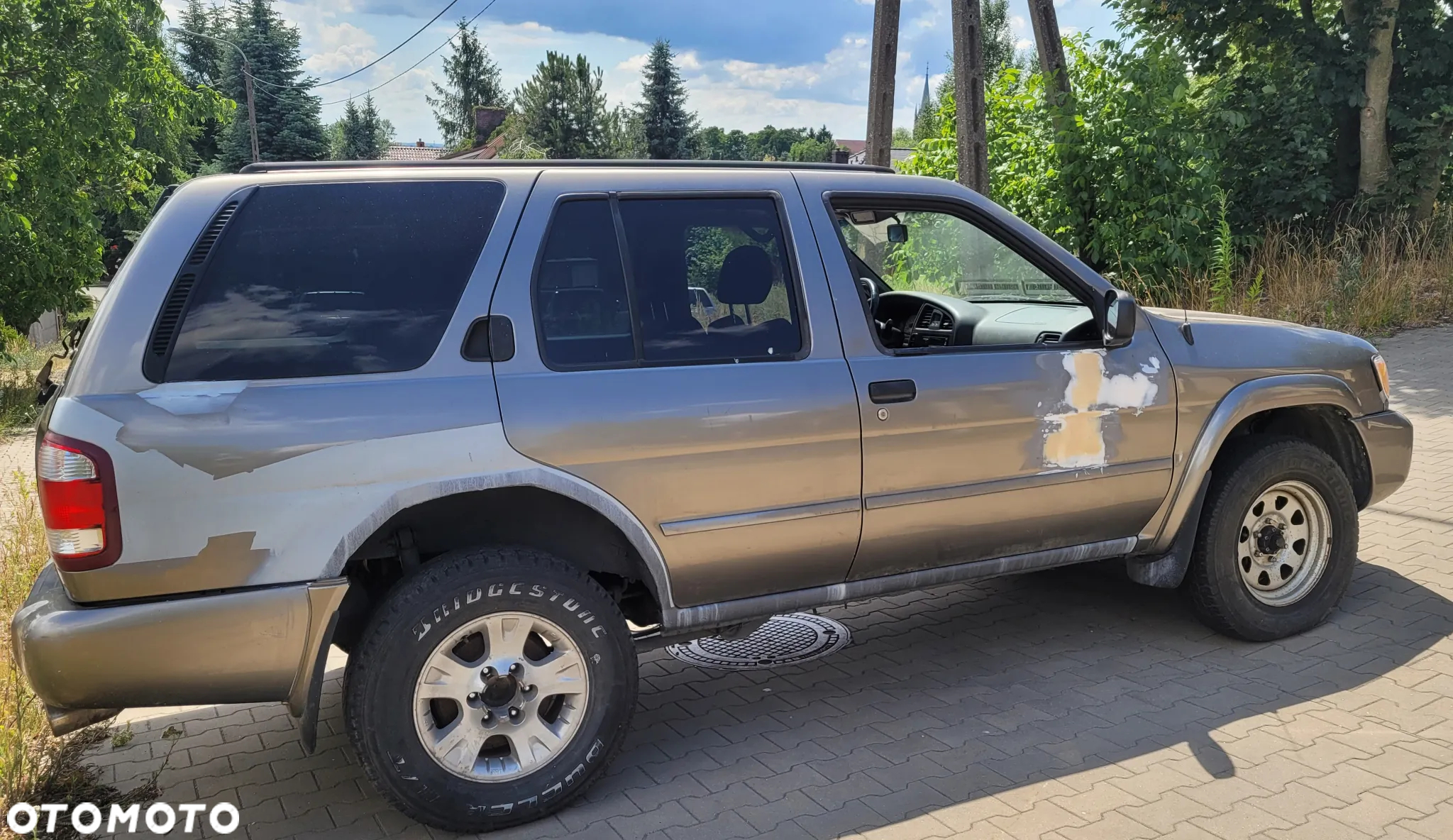 Nissan Pathfinder - 6