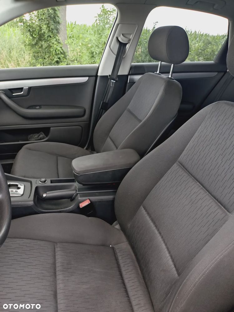 Audi A4 Limousine - 21