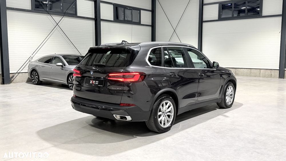 BMW X5 xDrive45e AT PHEV - 4