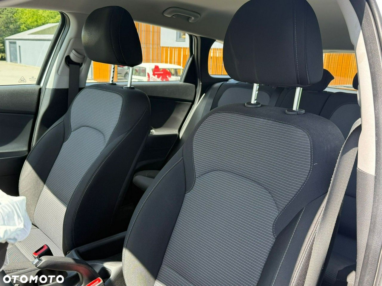 Hyundai i30 - 24