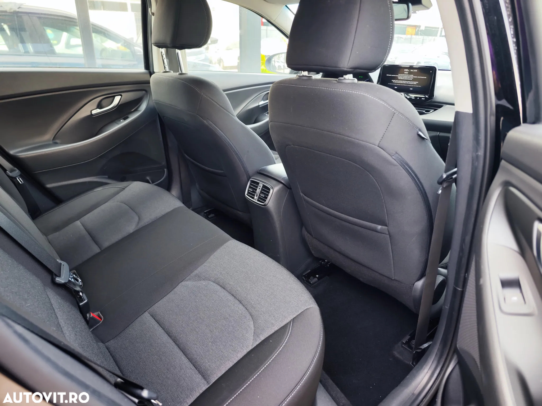 Hyundai i30 Kombi 1.6 CRDI DCT Select - 14