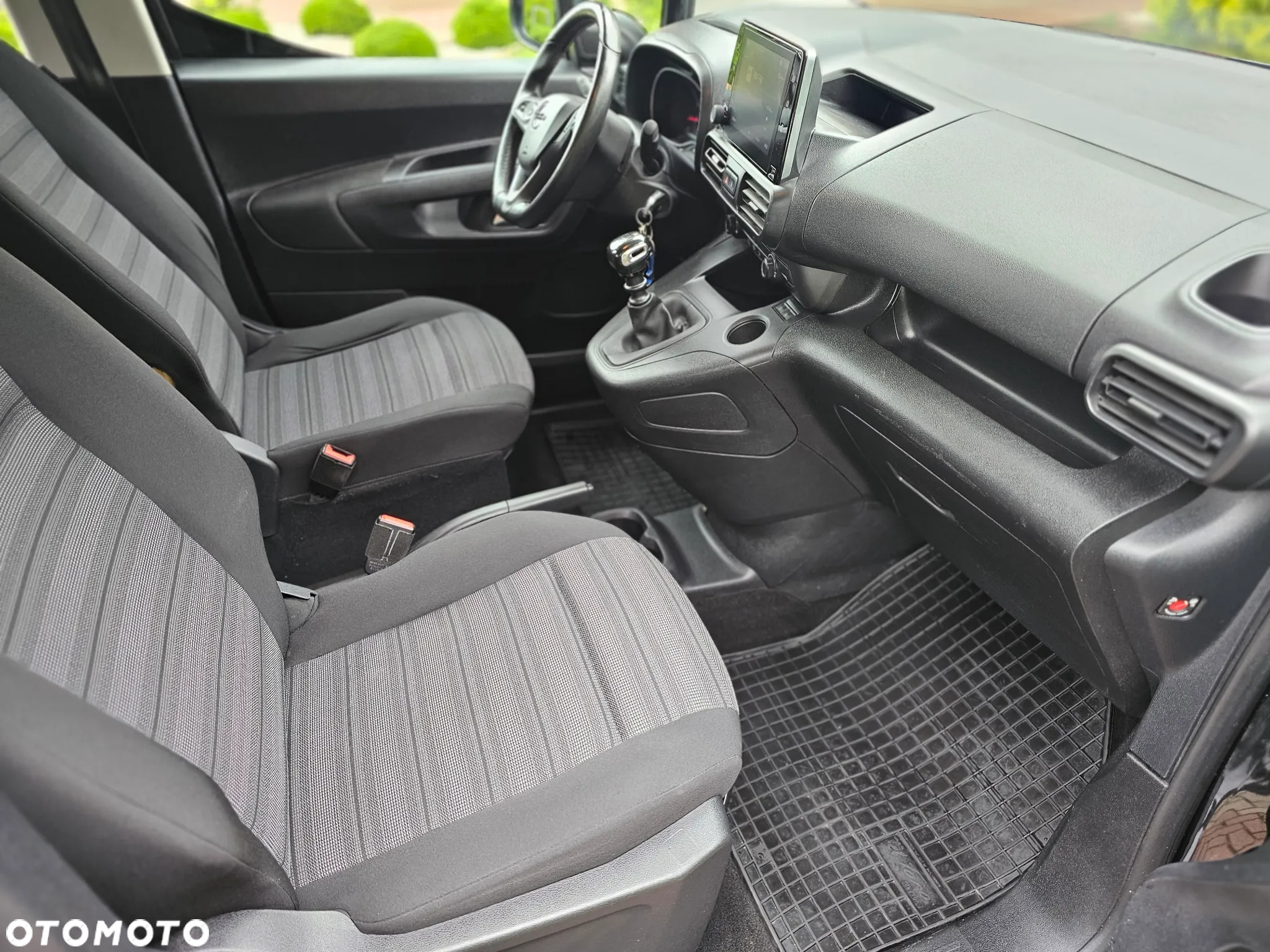Opel Combo Life 1.2 Turbo Elite S&S - 14