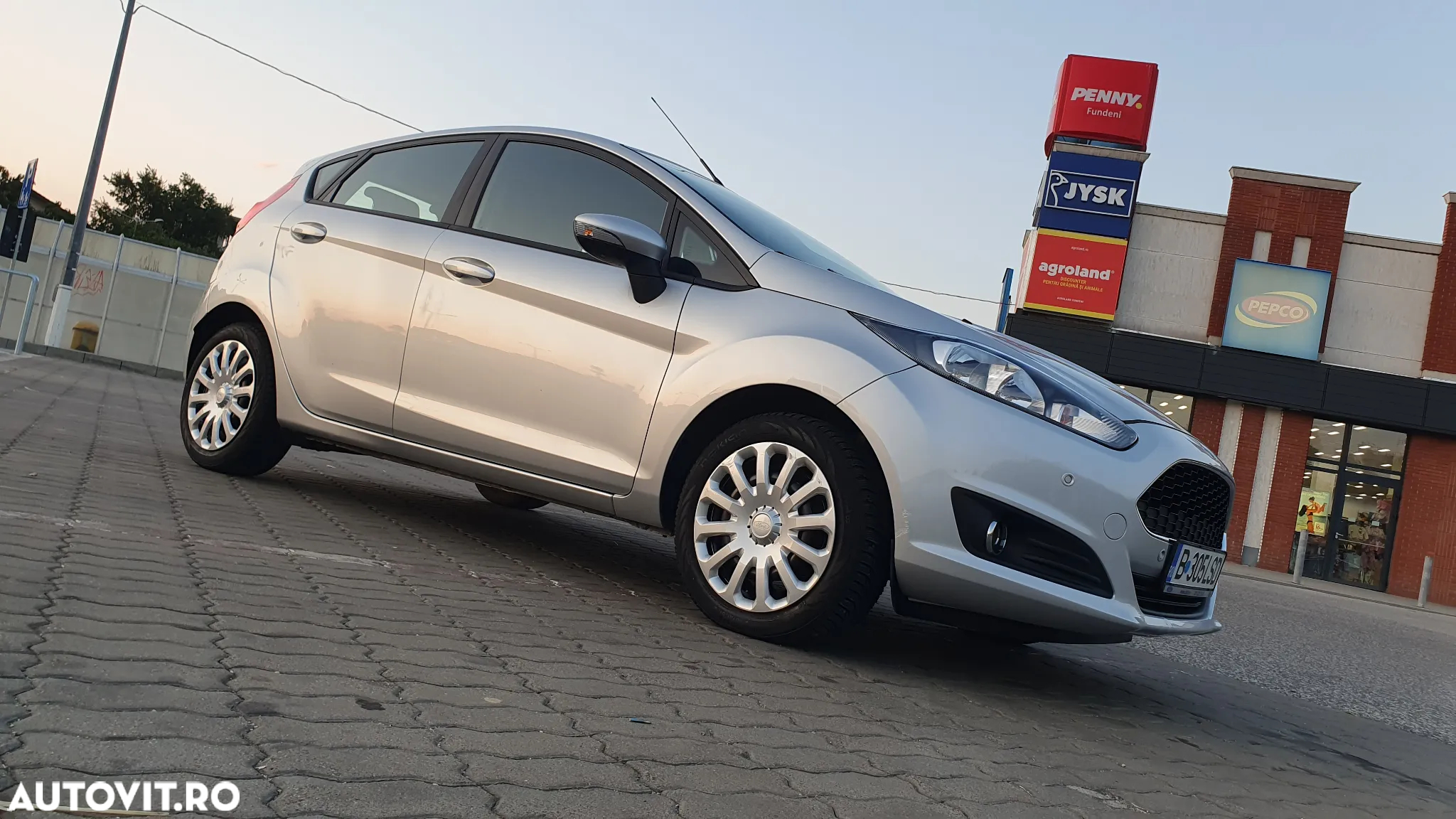 Ford Fiesta 1.0 Start Stop Trend - 24