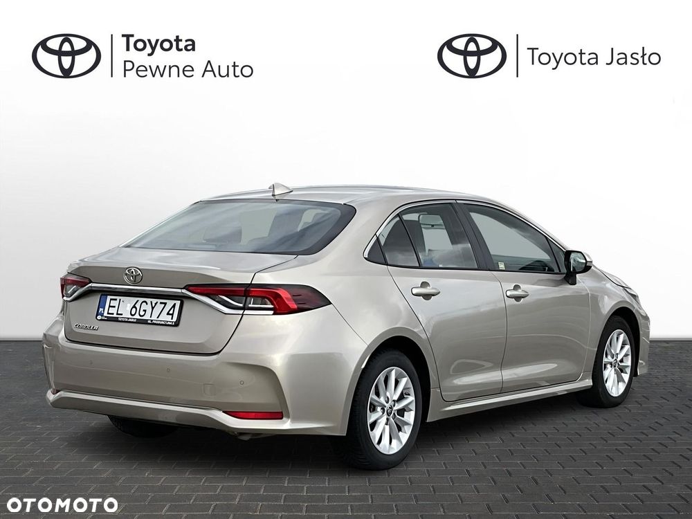 Toyota Corolla - 5