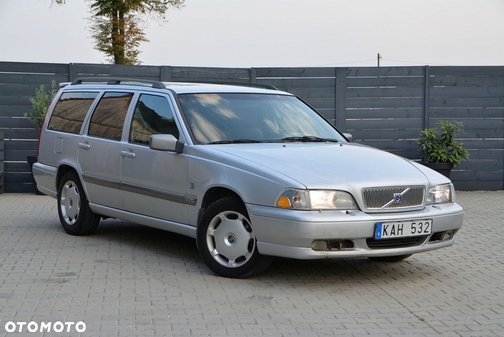 Volvo V70 2.5 - 5