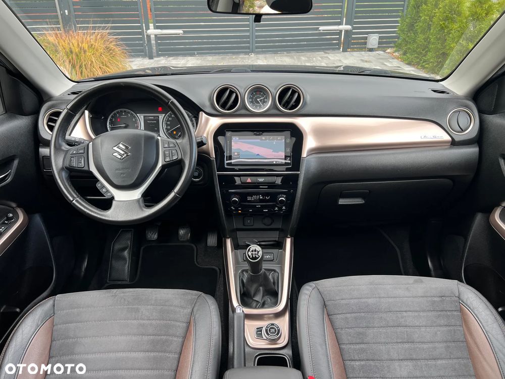 Suzuki Vitara 1.6 (4x4) Allgrip Comfort+ - 25
