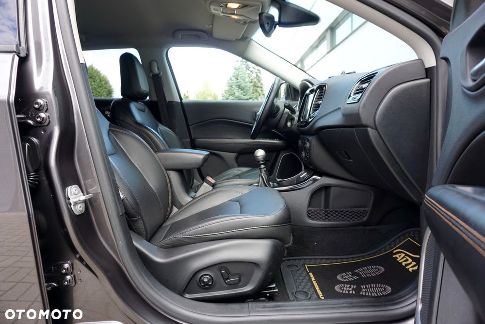 Jeep Compass 1.4 MultiAir Limited - 34