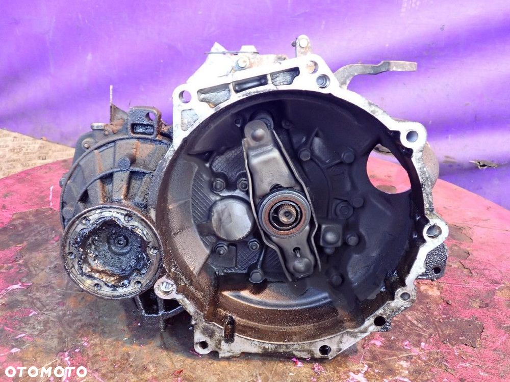 SKODA OCTAVIA II SKRZYNIA BIEGÓW  BKC / GQQ - 2