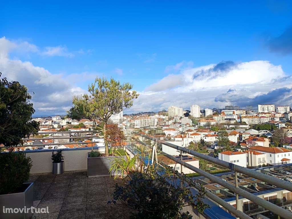 Penthouse Exclusiva T6 , Casa da Música, Porto - Grande imagem: 3/8