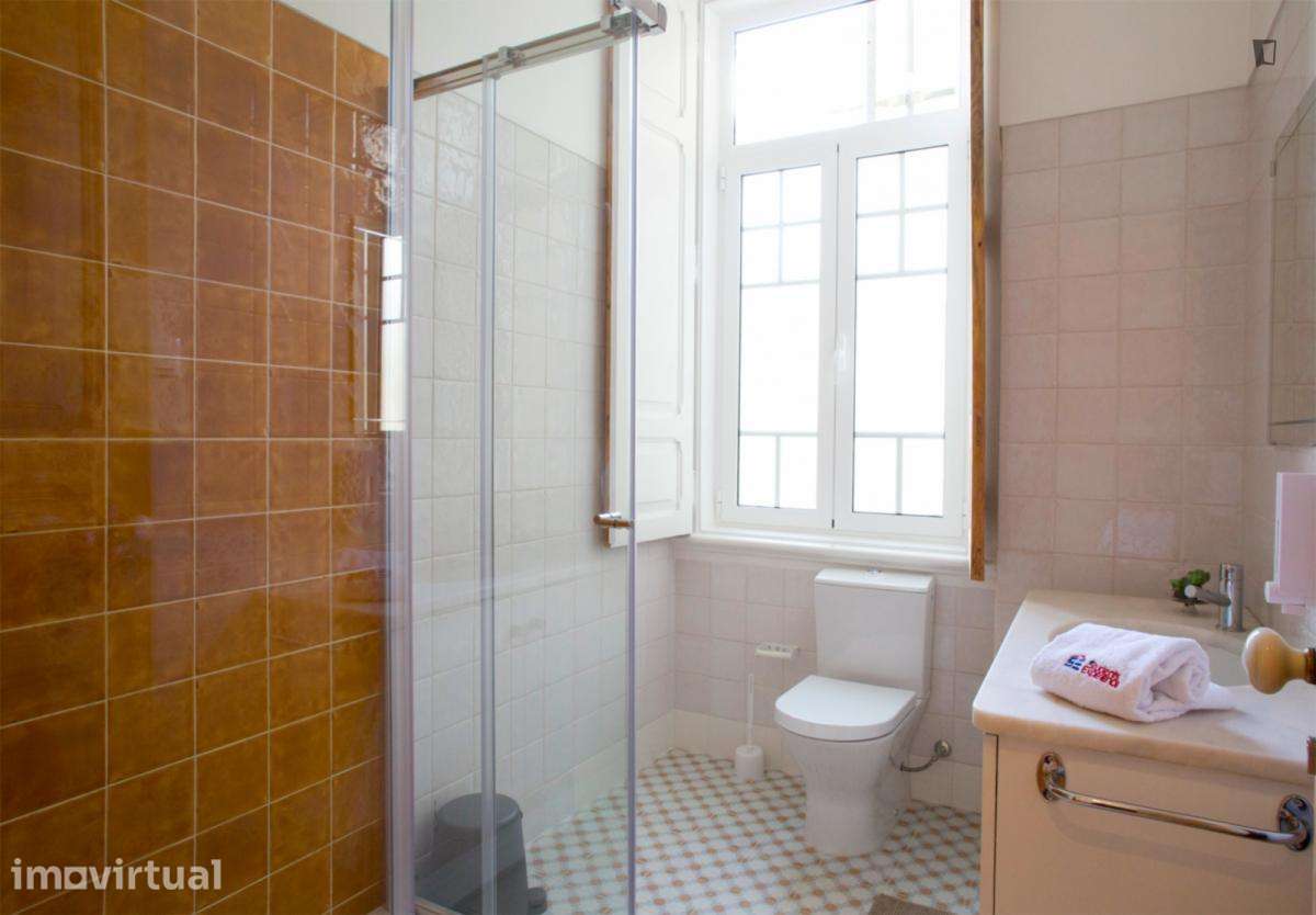 Quarto - localizado em Saldanha Lisbon - Grande imagem: 2/17