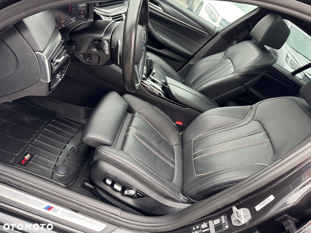 BMW Seria 5 530d xDrive mHEV M Sport sport - 16