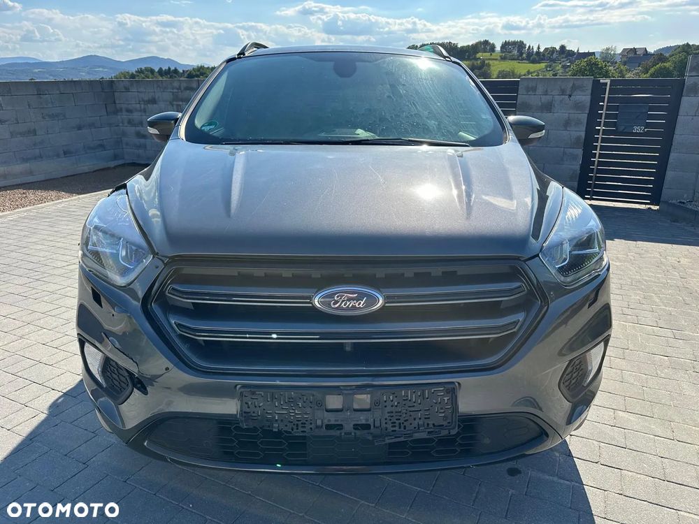 Ford Kuga 1.5 EcoBoost 2x4 ST-Line - 2