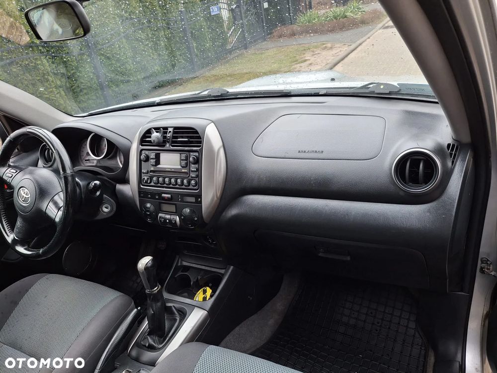 Toyota RAV4 2.0 D-4D 4x4 - 7