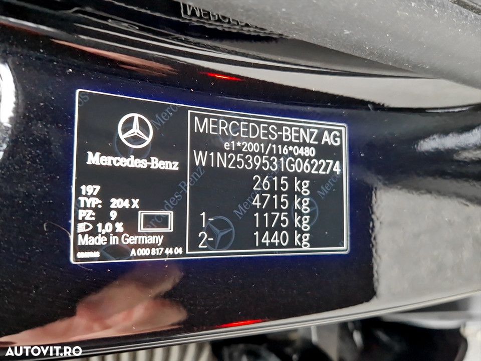 Mercedes-Benz GLC - 23