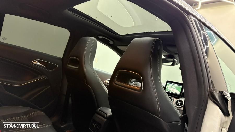 Mercedes-Benz CLA 200 d 7G-DCT UrbanStyle Edition - 28