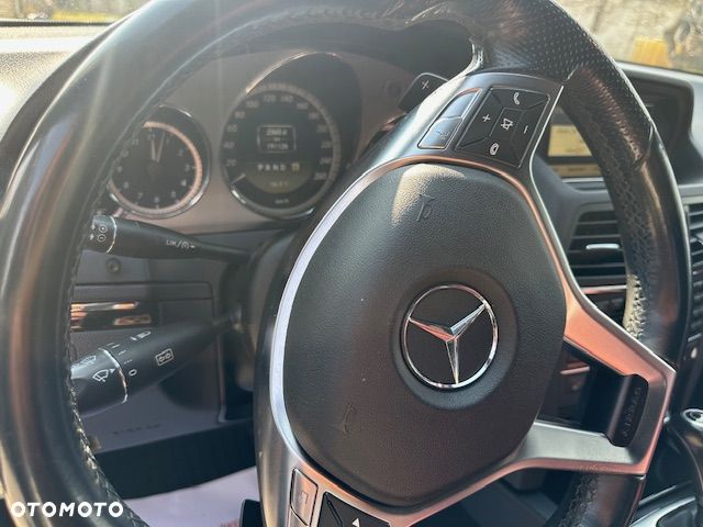 Mercedes-Benz Klasa E 220 CDI DPF BlueEFFICIENCY 7G-TRONIC Avantgarde - 9