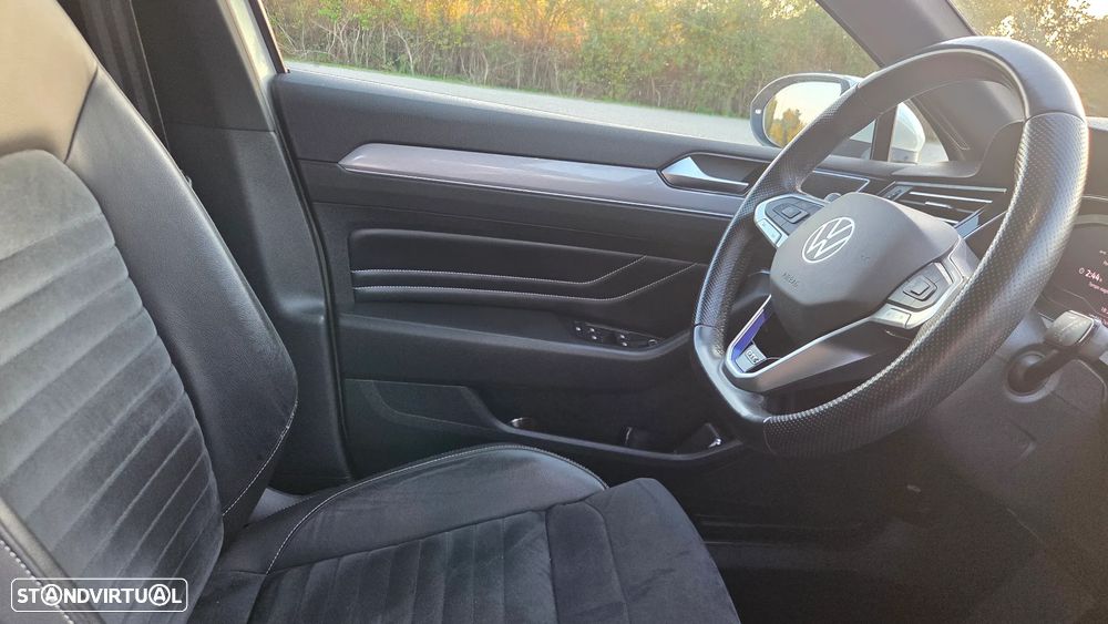 VW Passat Variant - 4
