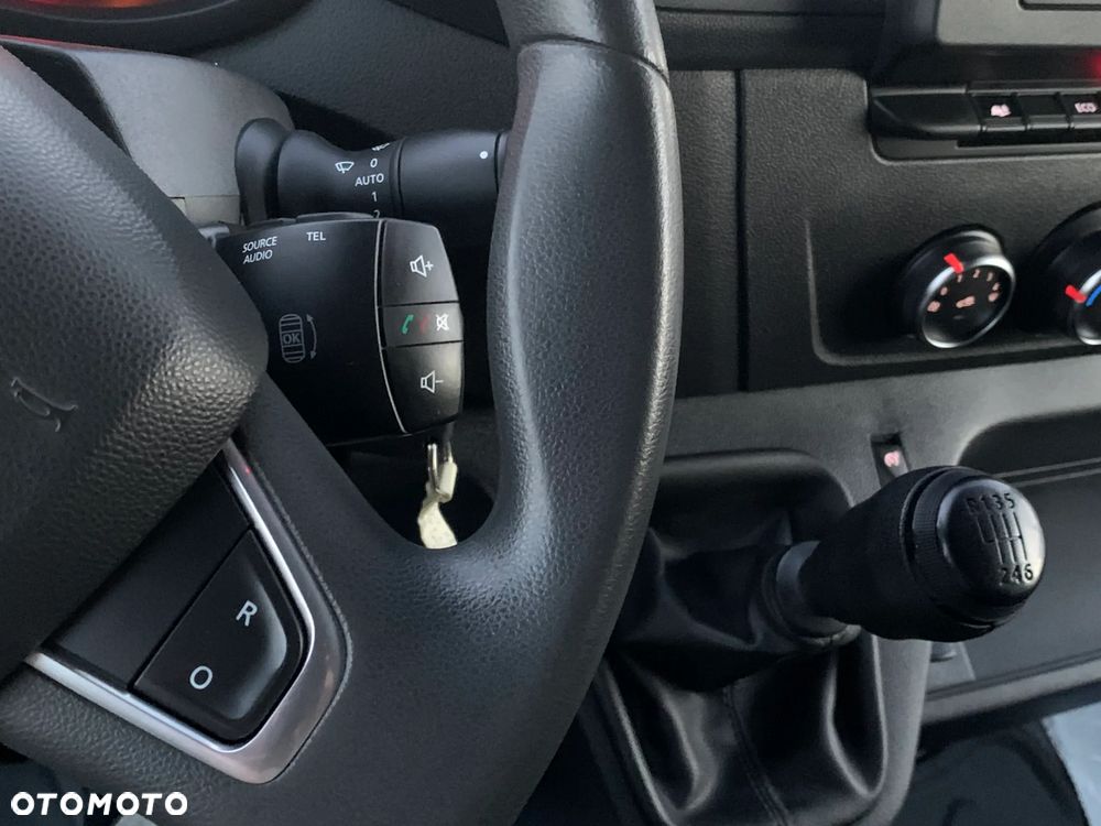 Renault MASTER 2,3dci 136KM L2H2 TEMPOMAT - 26