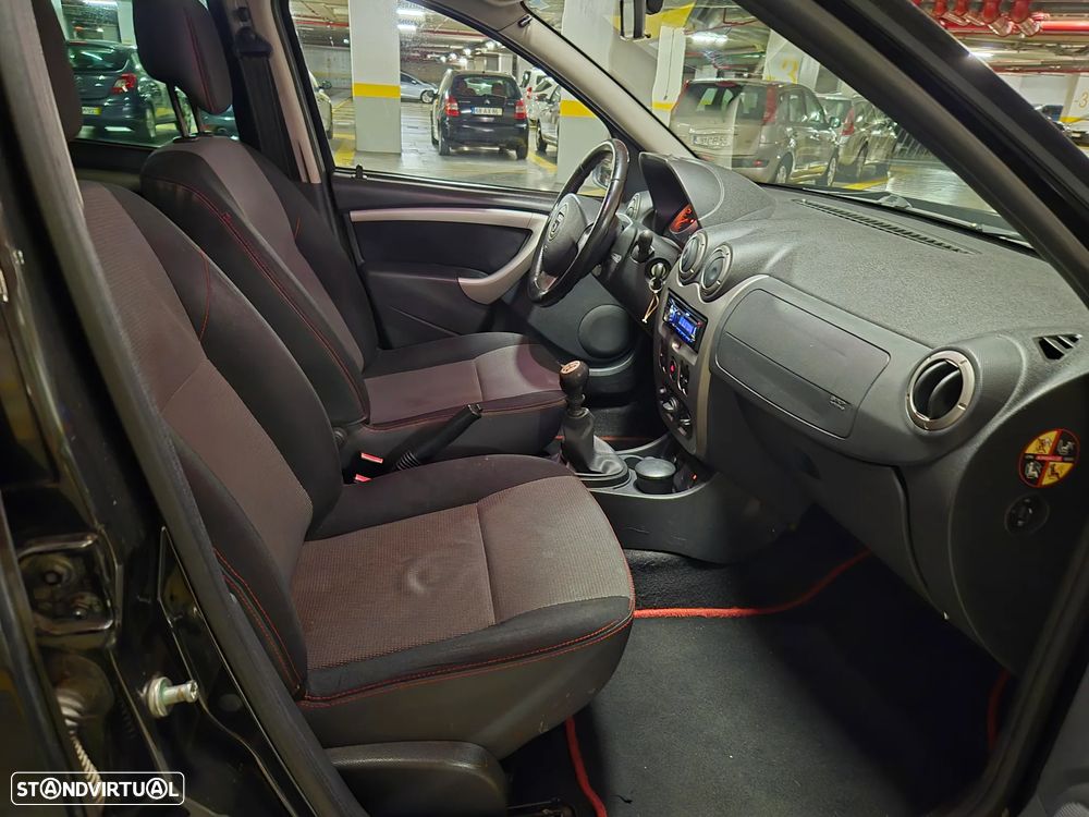 Dacia Duster 1.5 dCi SL Delsey - 34