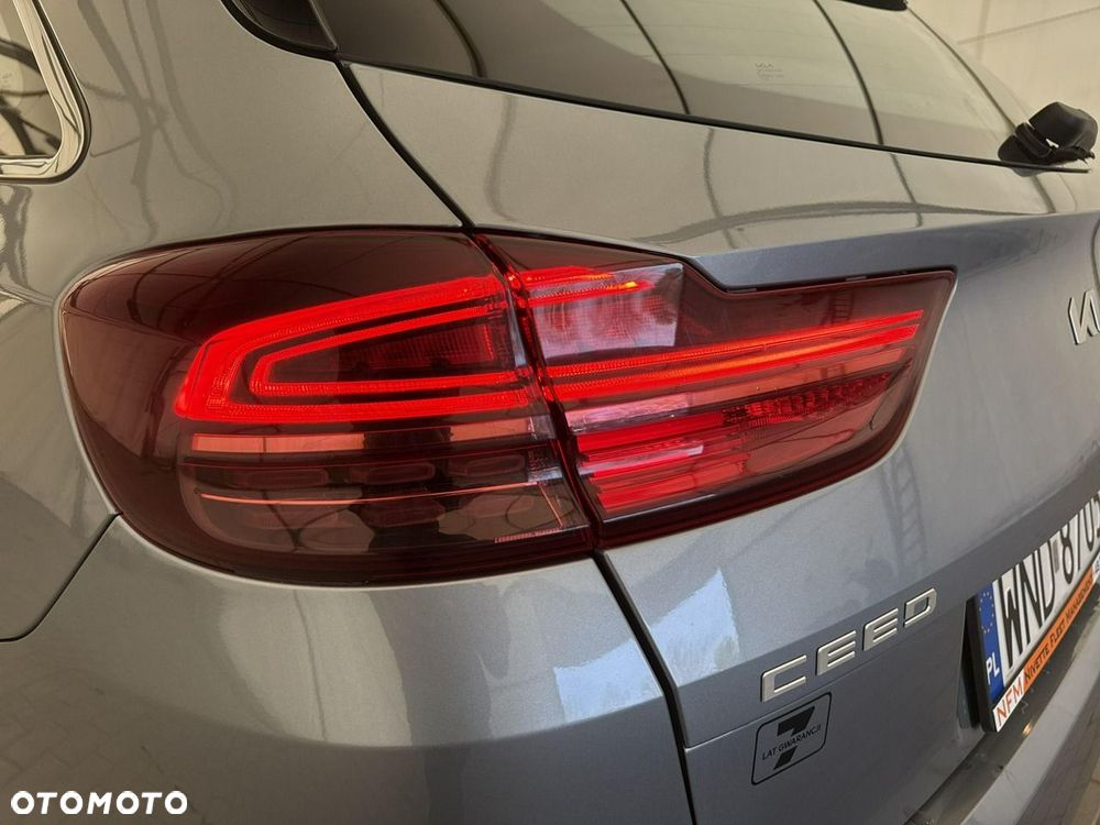 Kia Ceed - 30