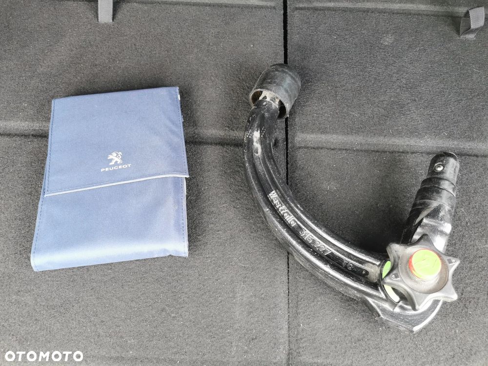Peugeot 5008 2.0 BlueHDI GT S&S EAT8 - 23