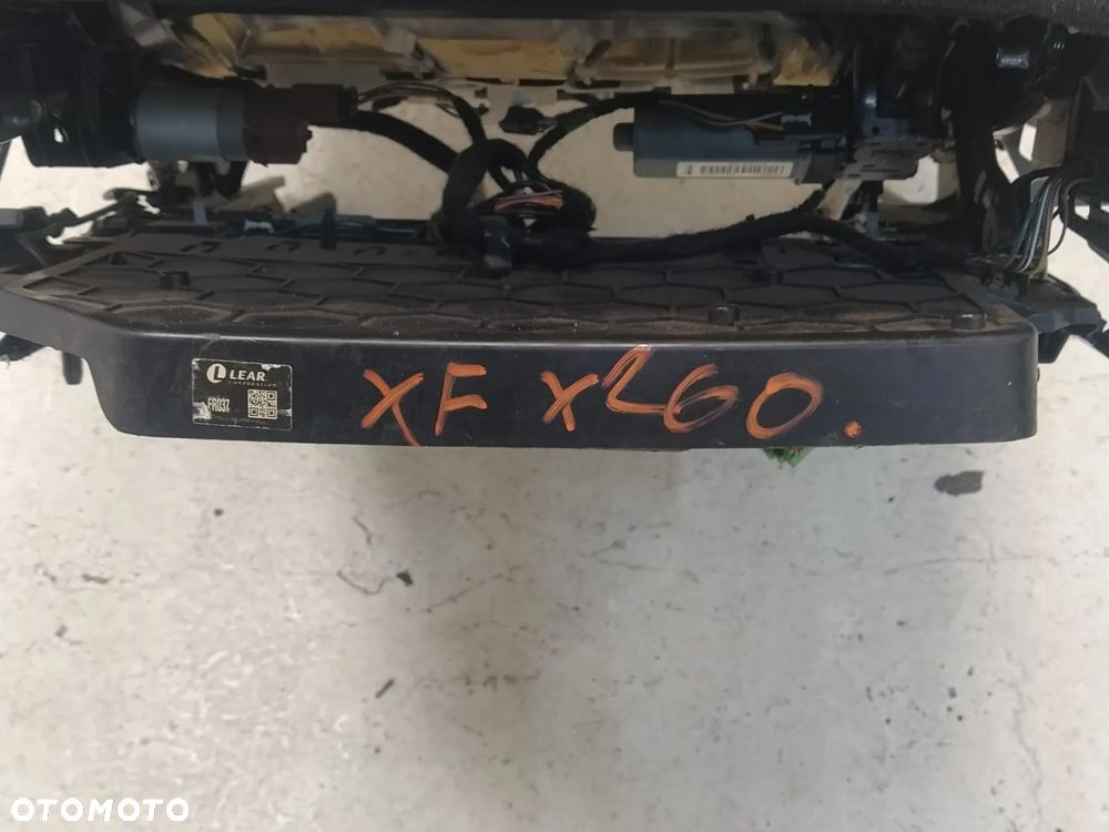 JAGUAR XF X260 FOTELE LEWA PRAWA PRZÓD PRZEDNIE KANAPA TYŁ TYLNA PODGRZEWANE ELEKTRYCZNE WENTYLOWANE BOCZKI DRZWI KOMPLET ORYGINAŁ - 28