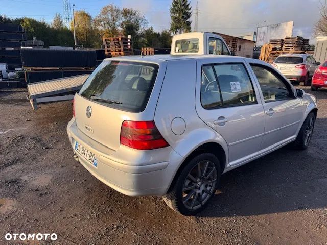 Volkswagen Golf IV 2.8 V6 4Mot - 8