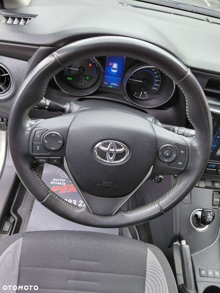 Toyota Auris - 14