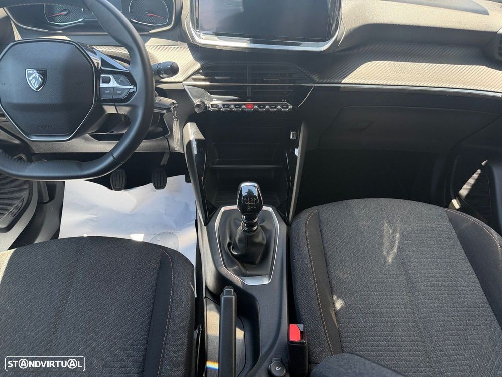 Peugeot 2008 1.2 PureTech Style - 11