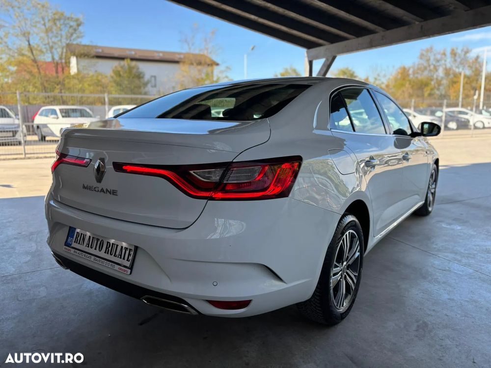 Renault Megane TCe GPF Zen - 6