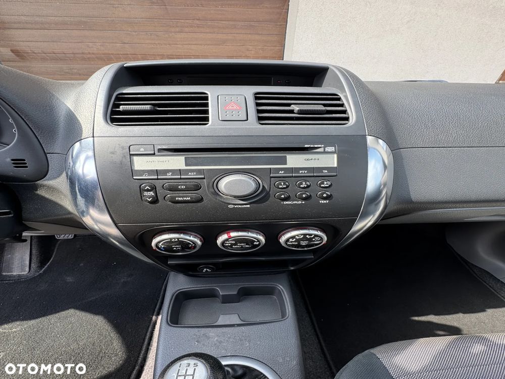 Suzuki SX4 1.6 VVT 4x4 Comfort - 23