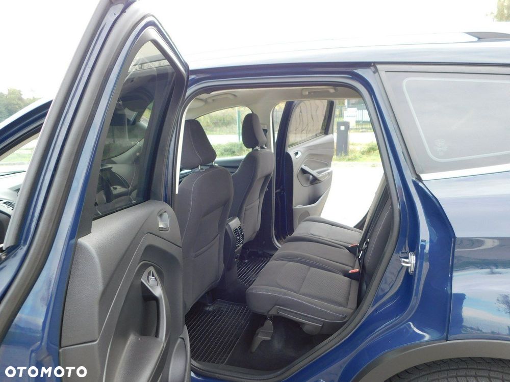 Ford Kuga 2.0 TDCi FWD Titanium - 12