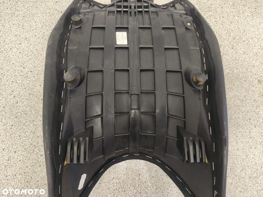 Kanapa, fotel przód, siedzenie kierowcy KTM 690 Duke - 12