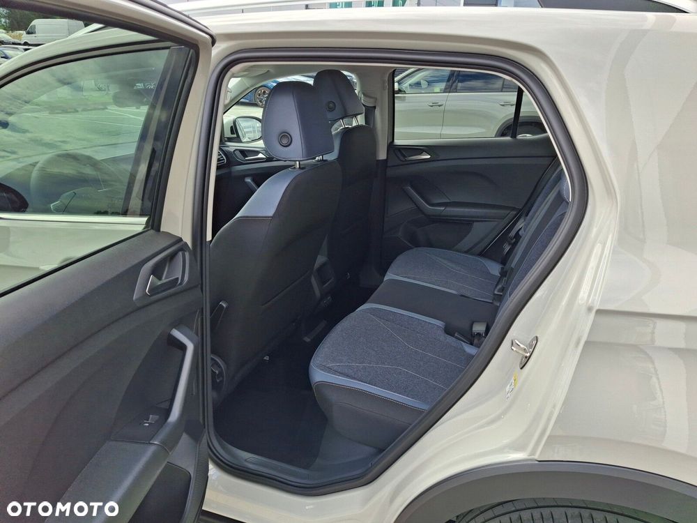 Volkswagen T-Cross - 15