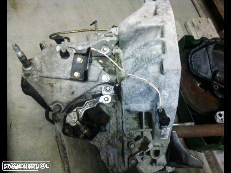 caixa de velocidades do clio 1.5dci 100cv k9k712 - 1