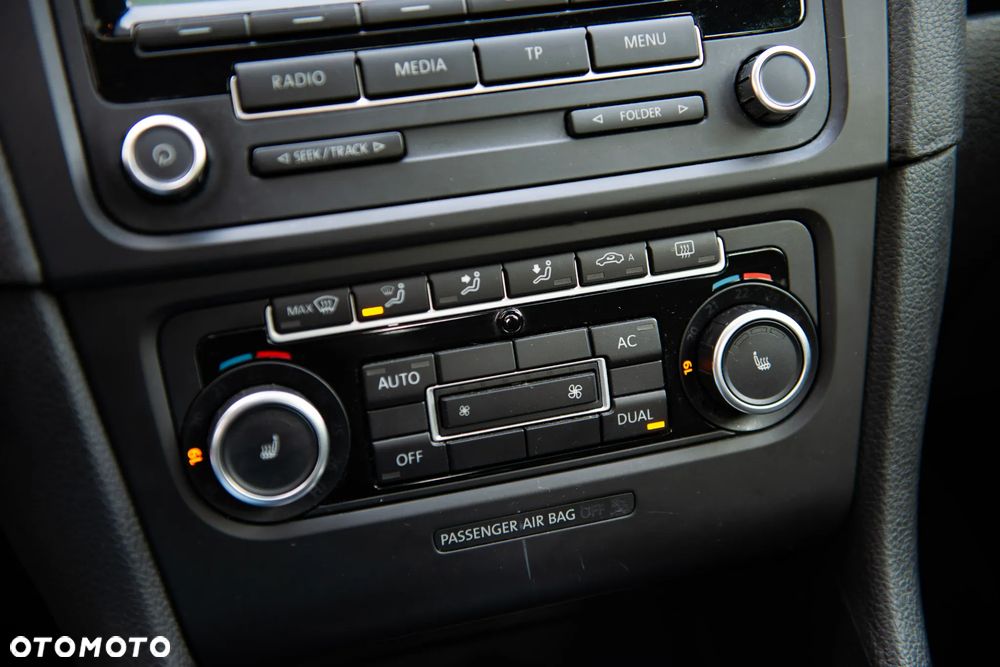 Volkswagen Golf 1.6 TDI BlueMotion Technology DSG Comfortline - 34