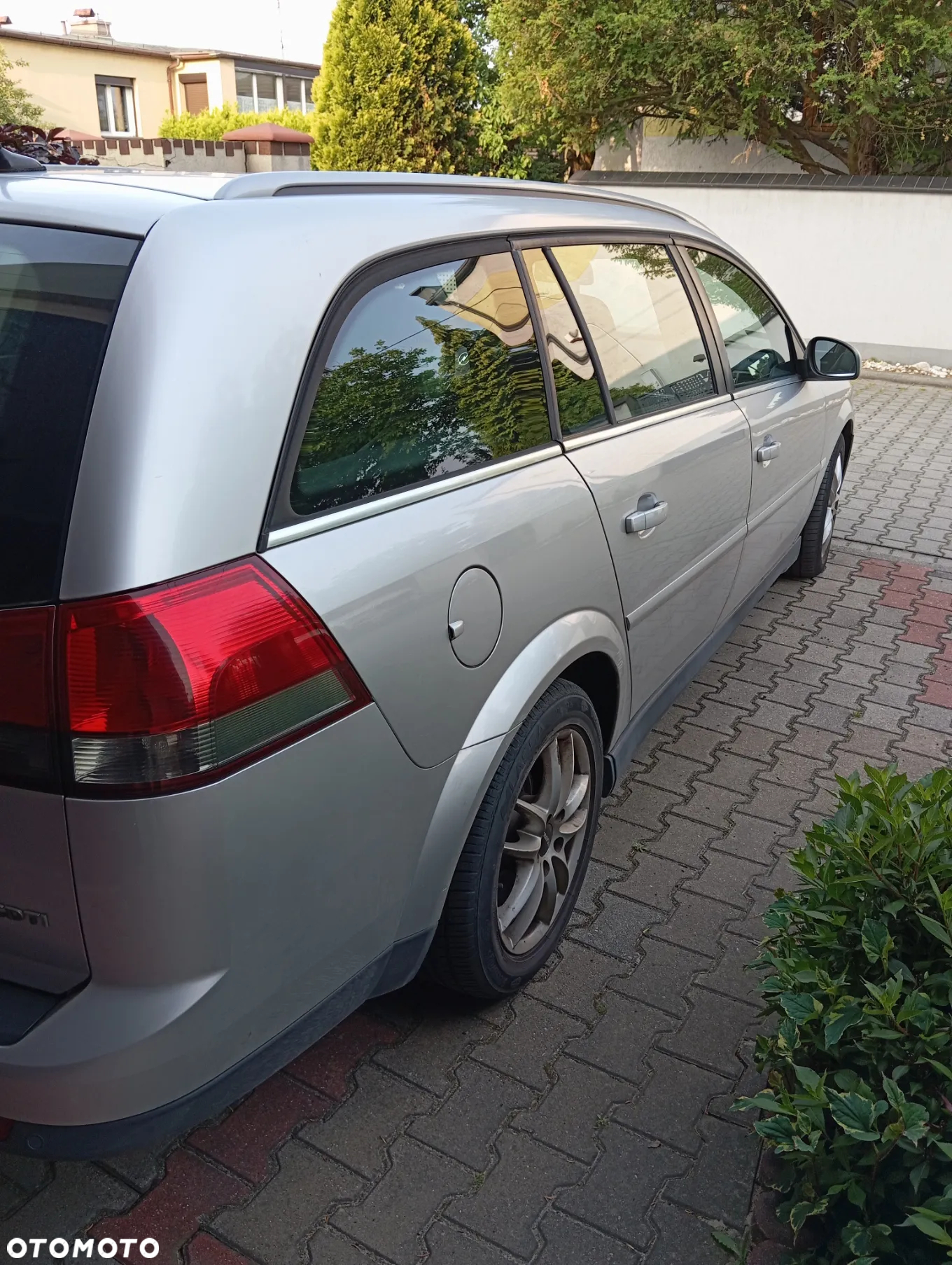 Opel Vectra 1.9 CDTI Elegance - 2