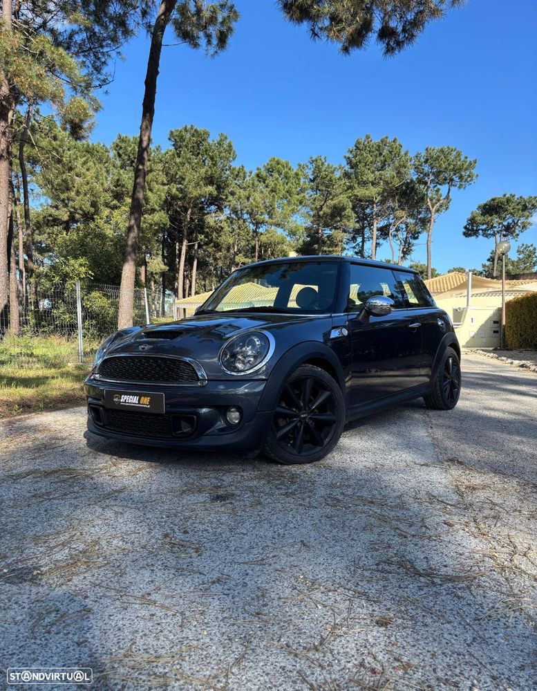 MINI 3 Portas Cooper SD - 1