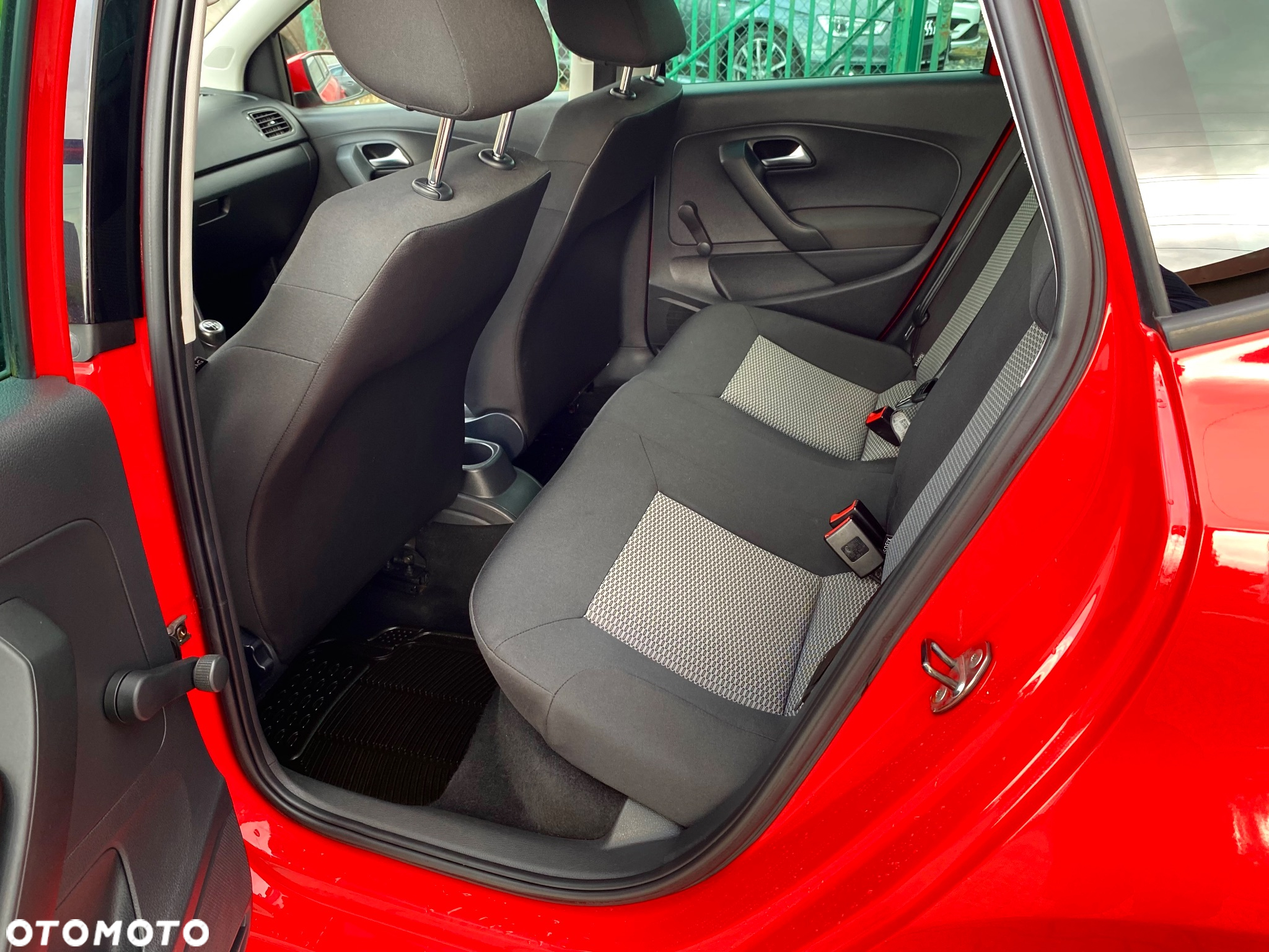 Volkswagen Polo - 8