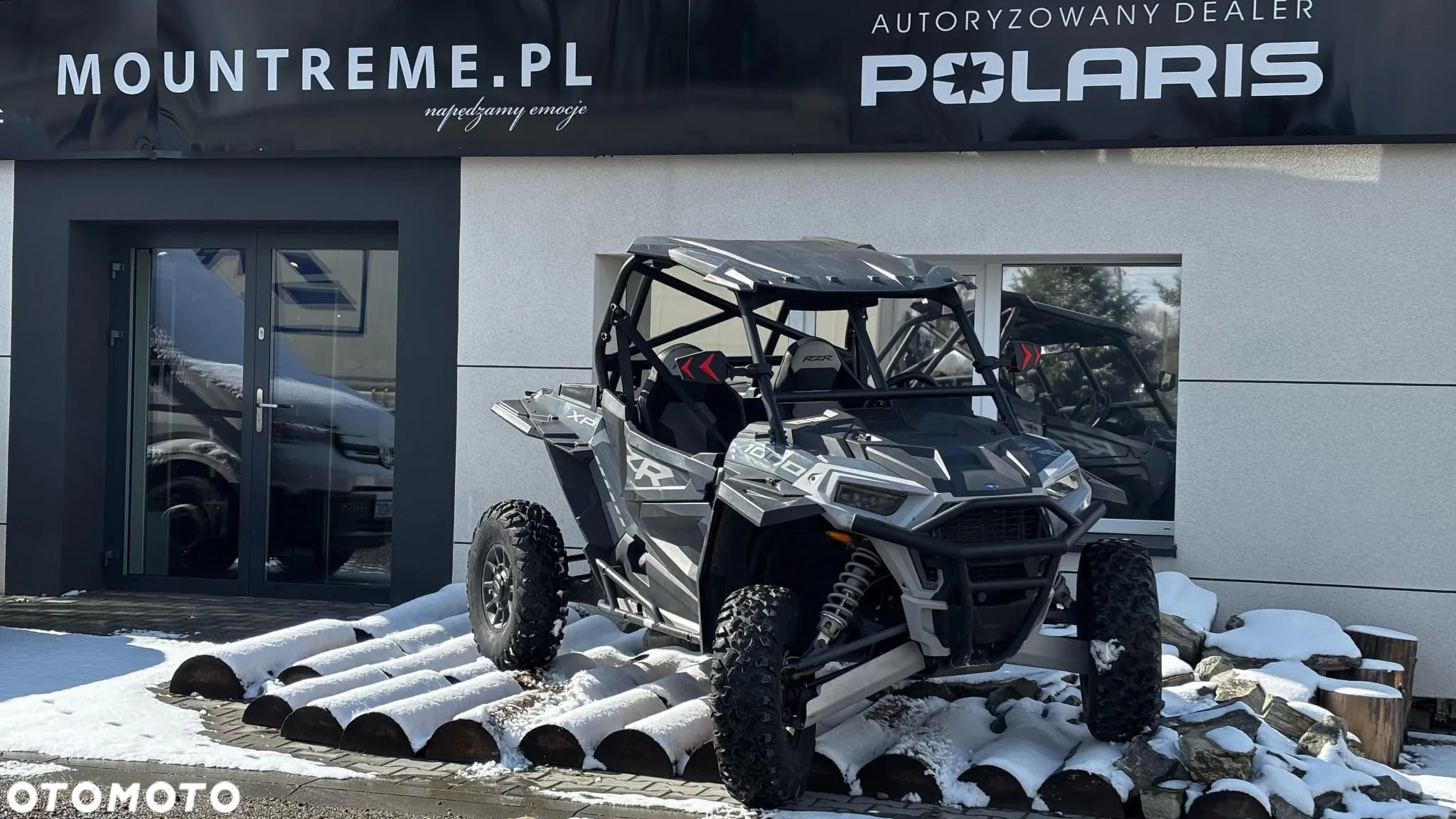 Polaris RZR - 32