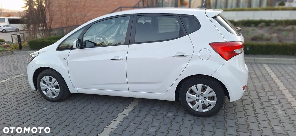 Hyundai ix20 1.6 blue Trend - 17