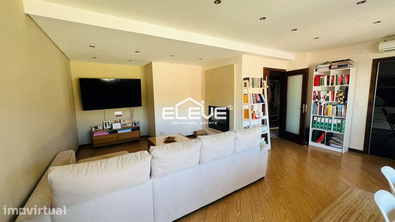 Excelente T3 Renovado Canelas - Grande imagem: 2/20
