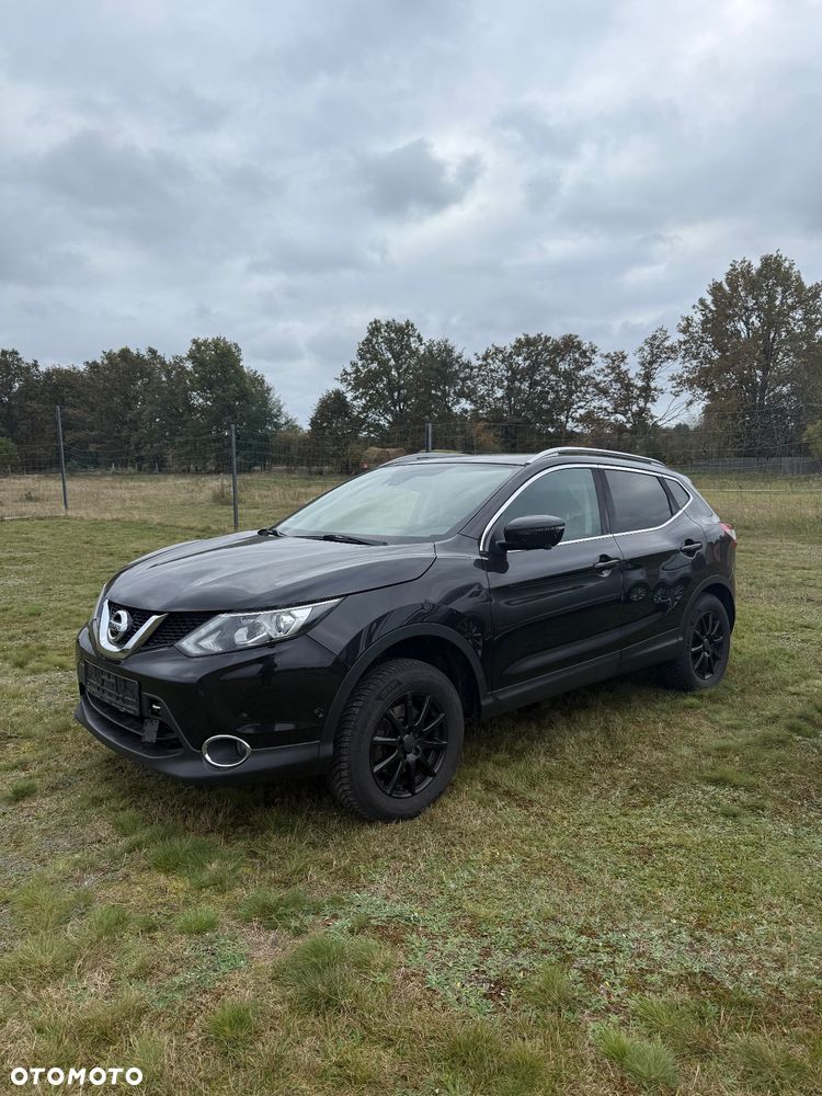 Nissan Qashqai 1.6 dCi Xtronic TEKNA+ - 1