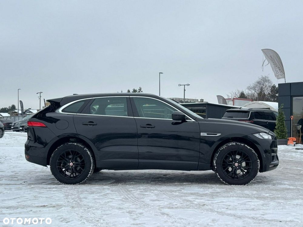 Jaguar F-Pace - 3
